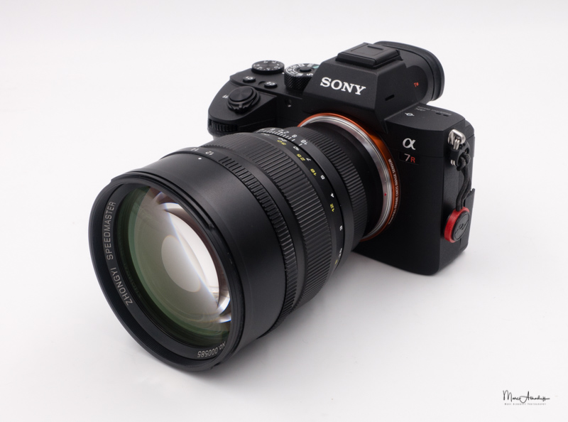 Mitakon Speedmaster 85mm F1.2