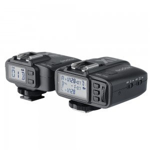Godox X1 radio triggers for flashes