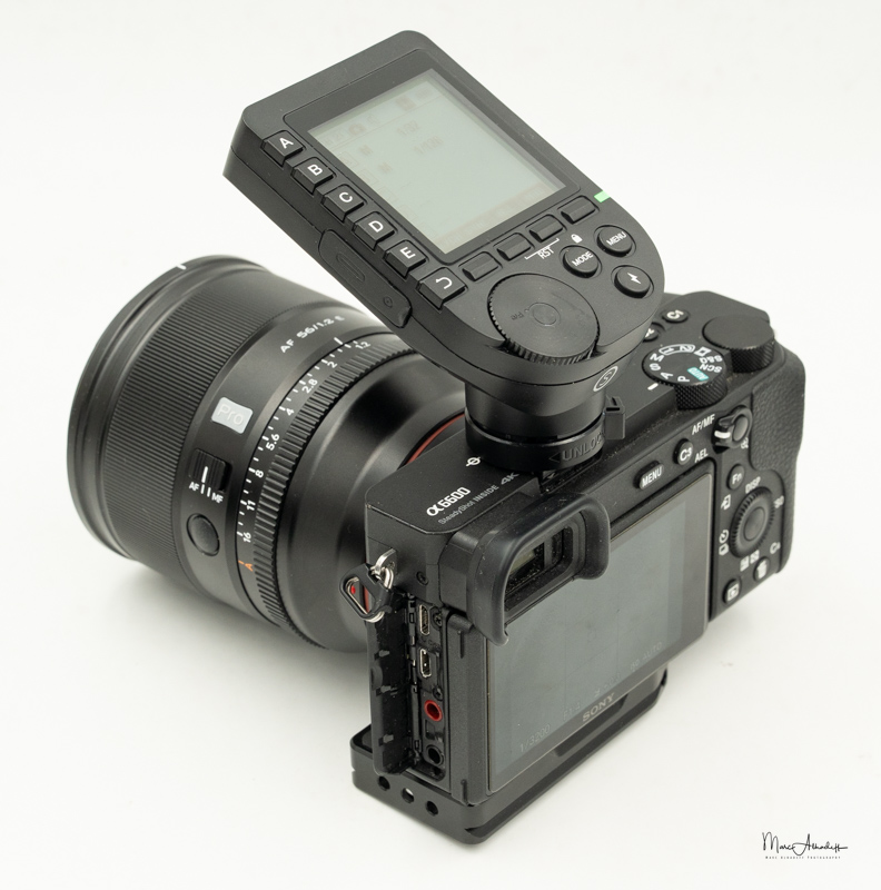 Neewer QPro Wireless flash trigger